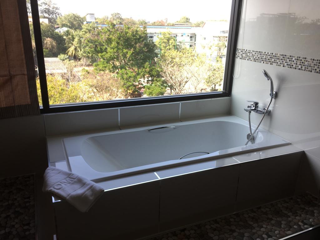 The Rich Hotel Ubonratchathani Ubon Ratchathani Δωμάτιο φωτογραφία