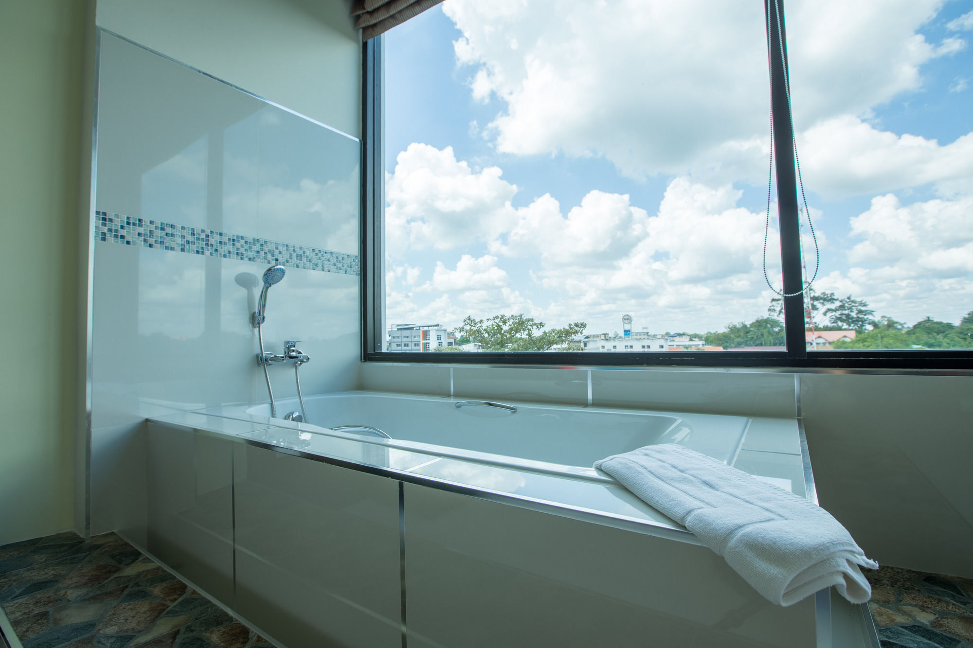 The Rich Hotel Ubonratchathani Ubon Ratchathani Εξωτερικό φωτογραφία